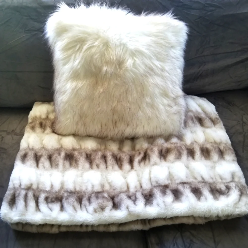 Threshold Faux Fur Pillow Shames w/ Matching Toss Pillow NEW Cream & Brown- NEW